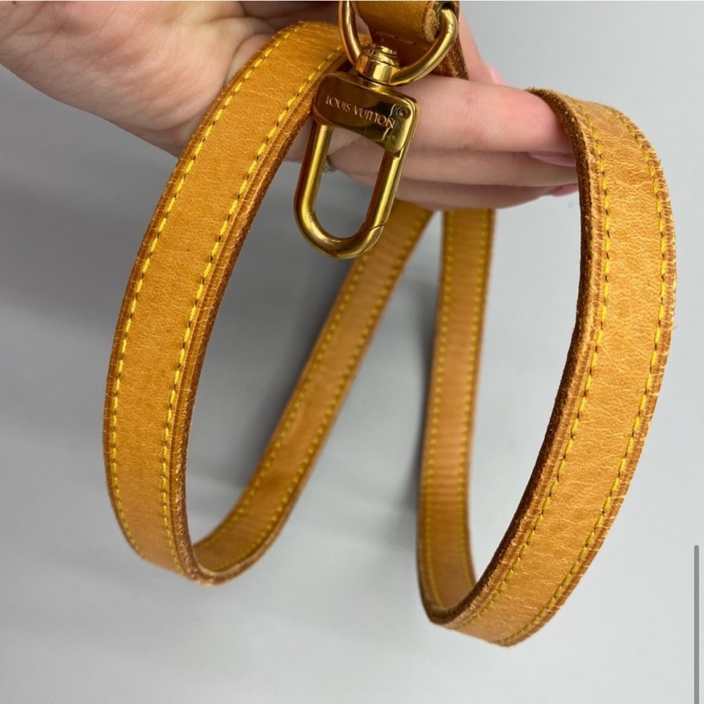 Louis Vuitton Brown Leather Strap with Gold Hardware. Shoulder strap.